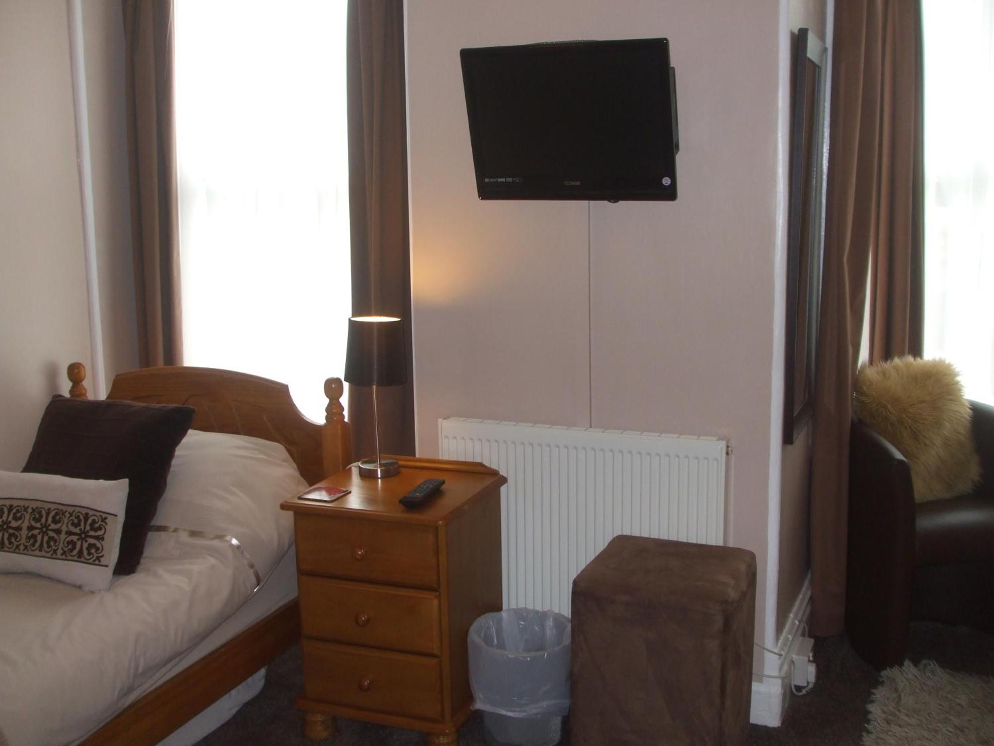 Chiverton House Guest Accommodation Hikkaduwa Dış mekan fotoğraf
